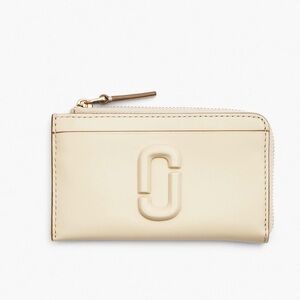 The covered J Marc top zip multi wallet